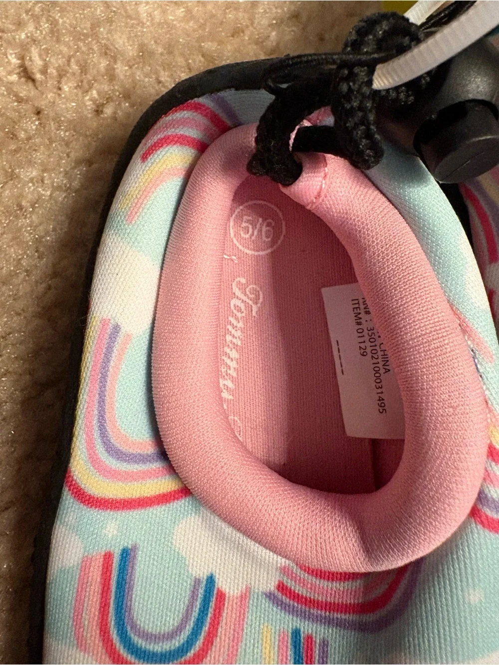 Tommy Bahama Rainbow Water Shoes - (5/6) New